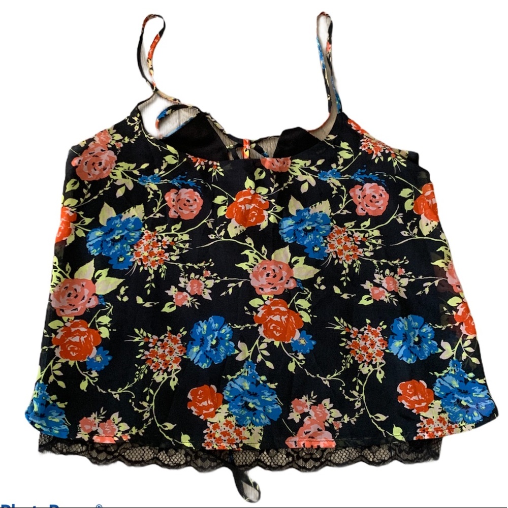 Im in With Derek Floral Black Crop Top Womens M
